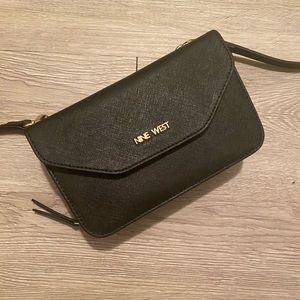 Nine West cross body purse